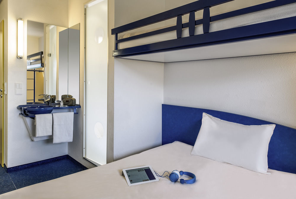 ibis budget Cergy St Christophe Eksteriør billede