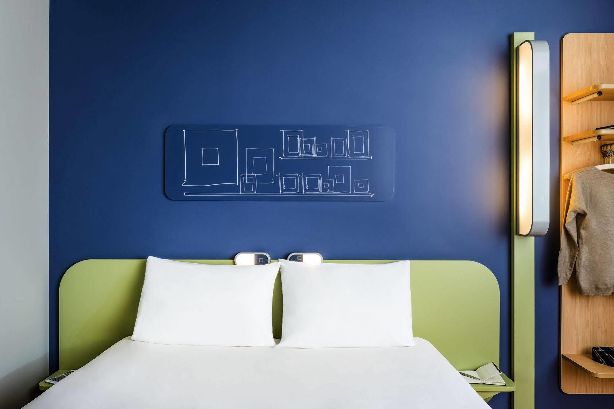 ibis budget Cergy St Christophe Eksteriør billede